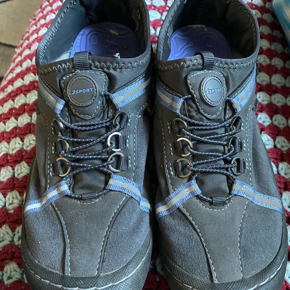 Women’s Gray Casual Shoes - Picture 1 of 4